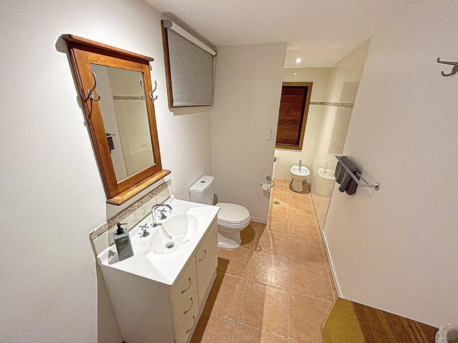 Oasis, In Leafy Whitfield. Villa Edge Hill Dış mekan fotoğraf